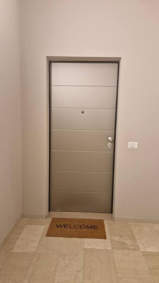 Cozy Flat For Vacation& Business In Famagosta Area Appartamento *